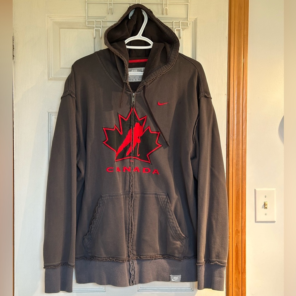 Sport the ultimate in comfy, Team Canada hoodie 🇨🇦